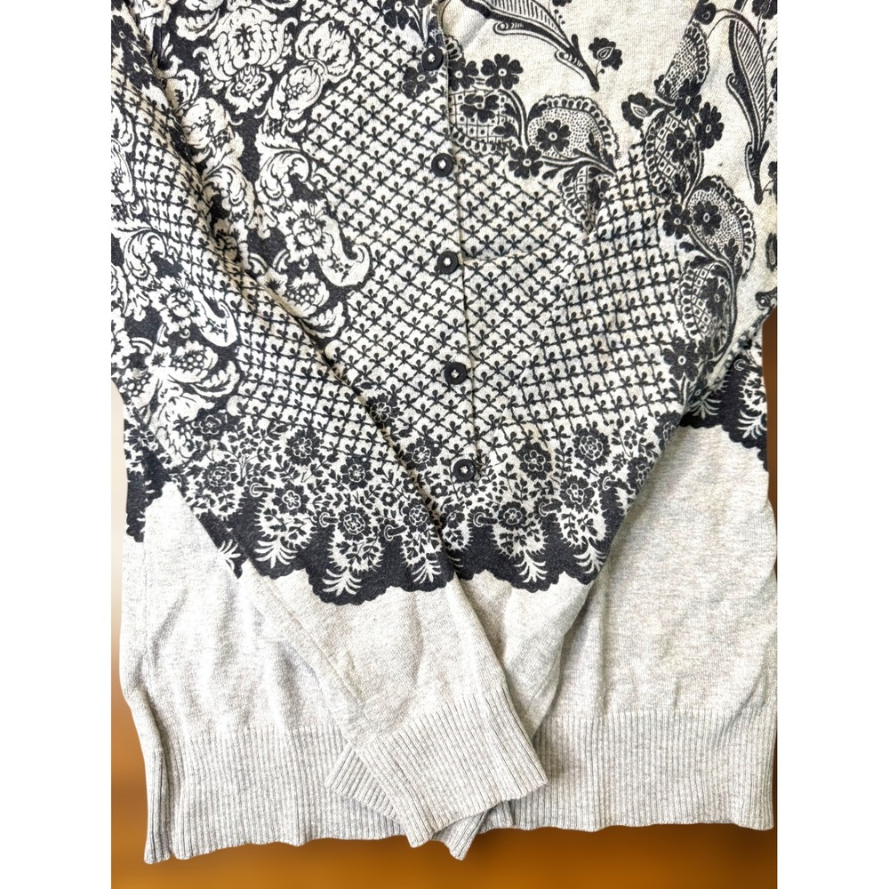 Charlotte Tarantola Black White Floral Print Button Up Cardigan Sweater Y2K Chic - Picture 2 of 5